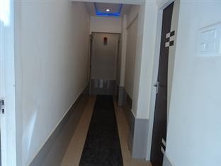 Hotel Royal Palace Malad Exterior photo